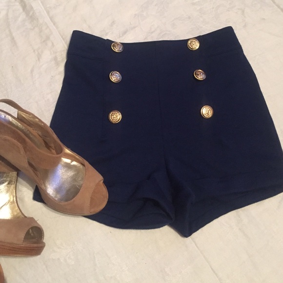 💗High waisted dark blue sailor inspired shorts💗