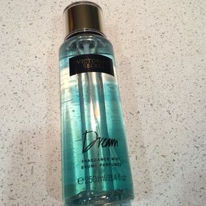 Victoria Secret Dream fragrance mist