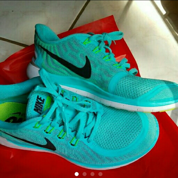 Nike Shoes - *12 HRS SALE *Nike Tiffany Blue 5.0