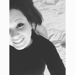 Meet your Posher, Courtney