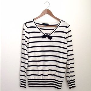 ❌SOLD❌Black and white stripe knit top