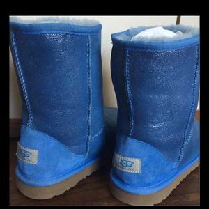 AMAZING UGG Sz Y6/ W8 Sparkle Blue Boots