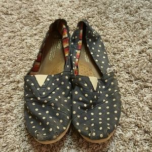 Polka dot toms