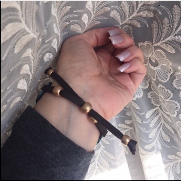 💰Oxidized Coppery-Gold Cutout Arrow - Picture 4 of 4