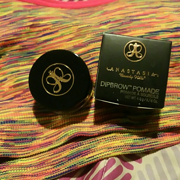 Anatasia gel eyebrow