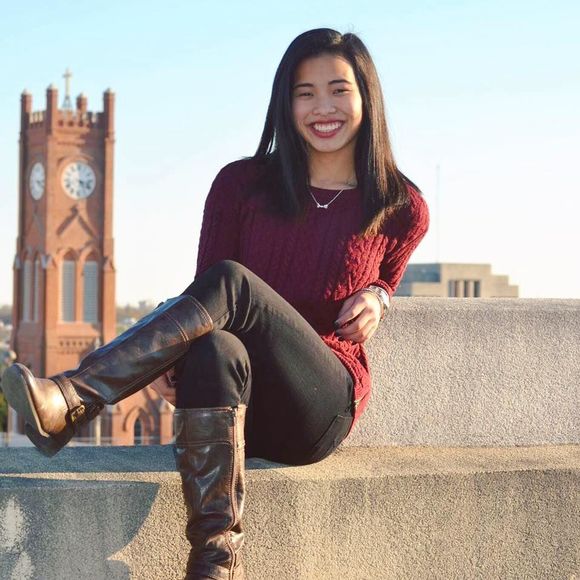 Meet your Posher, Jessica