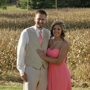 Meet your Posher, Tia