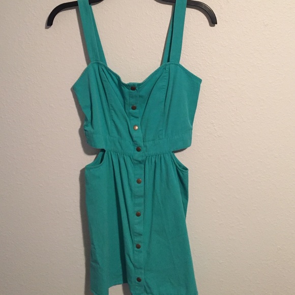 Free bird dress