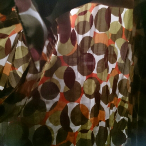 Beautiful patterned blouse - Picture 2 of 4
