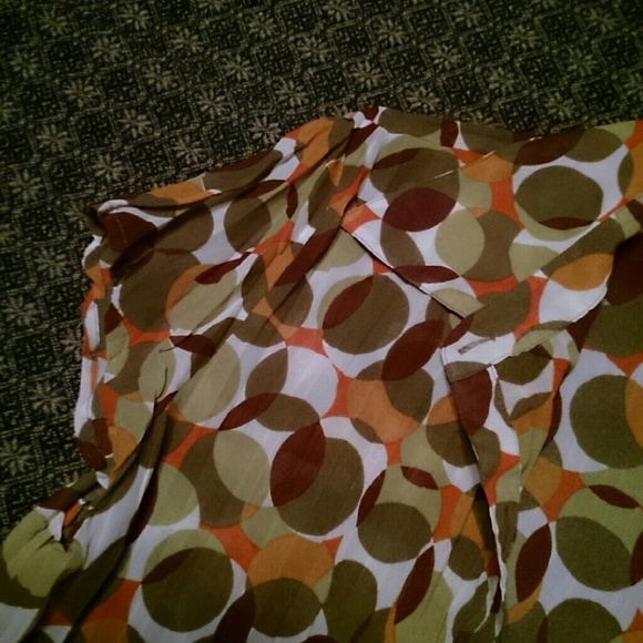 Beautiful patterned blouse - Picture 3 of 4