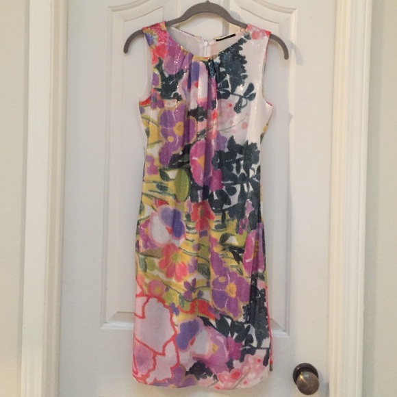 Elie Tahari Dresses & Skirts - Elie Tahari Sequin Dress!