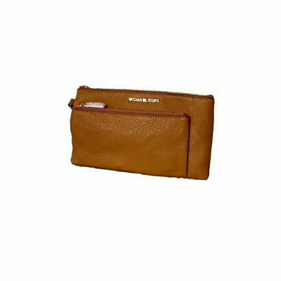 Michael Kors Riley Large Double Zip Clutch Leather