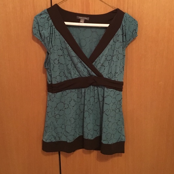 Cute blouse