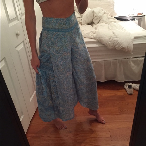 Fun boho pants ๐๐๐ - Picture 3 of 4