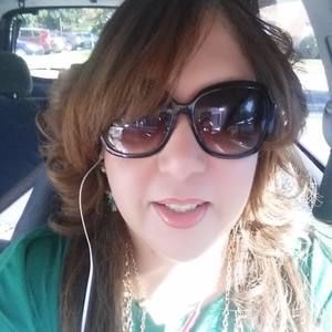 Meet your Posher, Amira