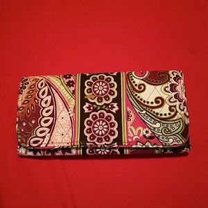 Trifold wallet/checkbook wallet