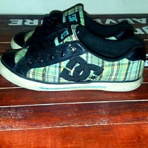 DC shoes, plaid,