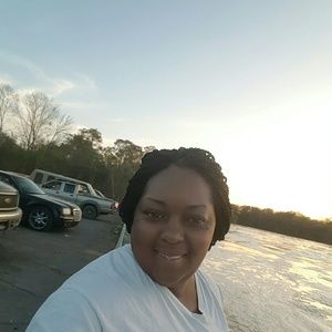 Meet your Posher, Nikki