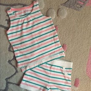 NWOT Baby gap set, shorts and top