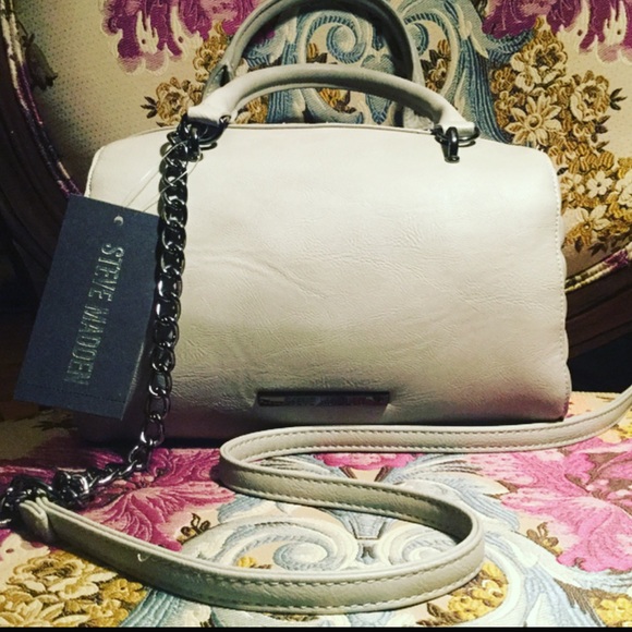 Steve Madden Handbags - Steve Madden Satchel 🎉HP🎉