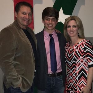 Meet your Posher, Pam