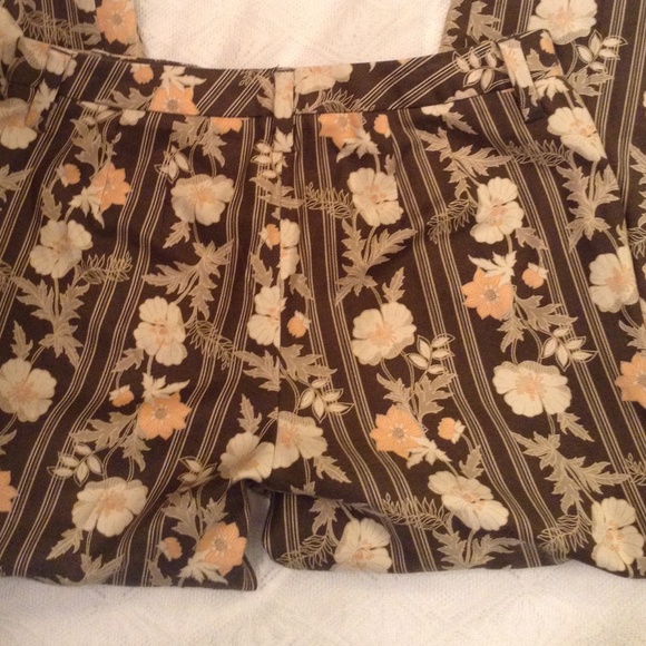 Ann Taylor LOFT Dress Crop Pant - Picture 3 of 3