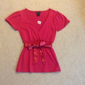 Wet seal top new very classy😍😍