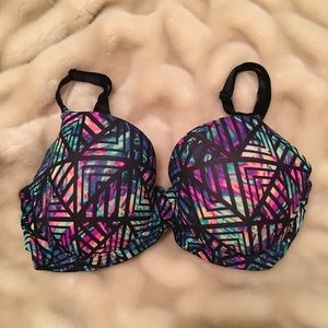 Victoria Secret Pink bra 34D.