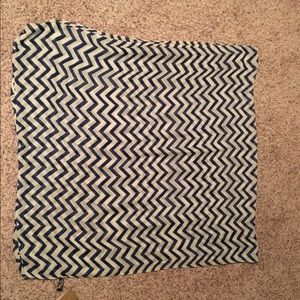 Francesca's Infinity Scarf Blue Chevron NEW