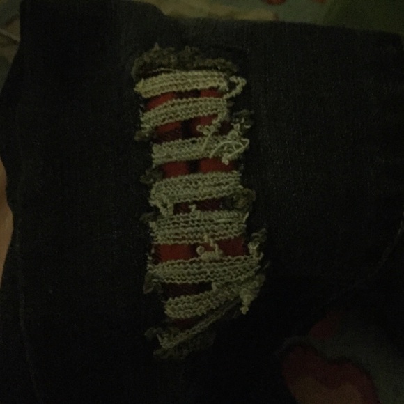 Tractr Skinny Jeans w/ rips & plaid panels - Picture 4 of 4