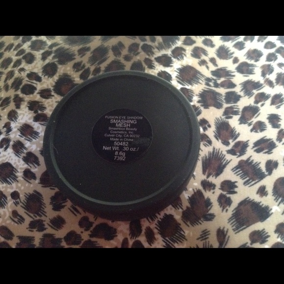 Makeup - Picture 2 of 2