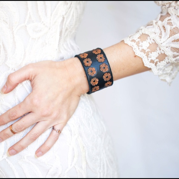 Leather cuff