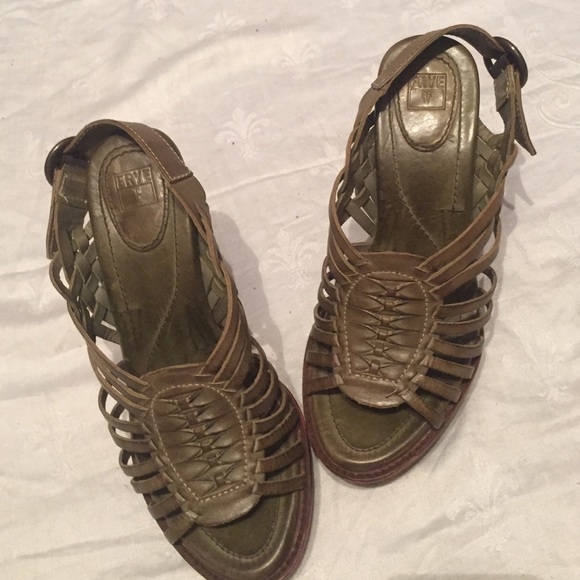✨Frye dark green sandals high heel shoes💗