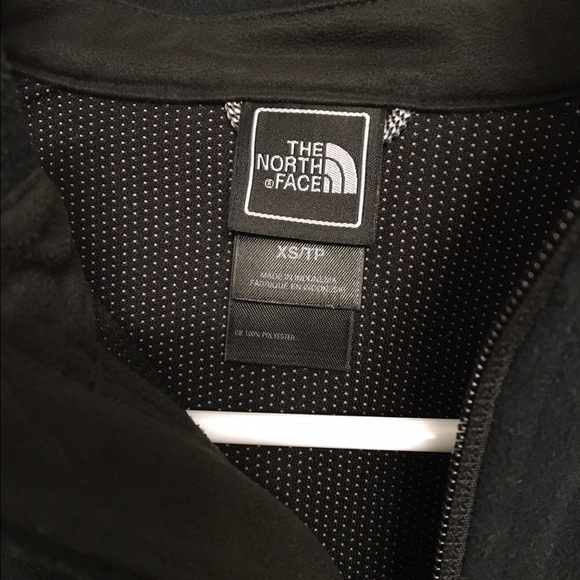 North face jacket - Picture 2 of 3