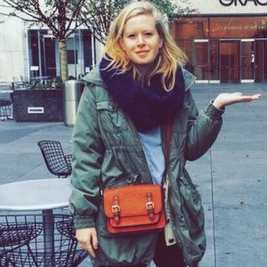 Meet your Posher, Olivia