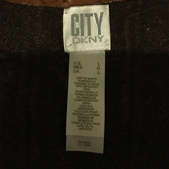 Vests - Picture 4 of 4