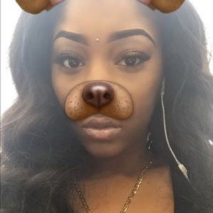 Meet your Posher, Mya