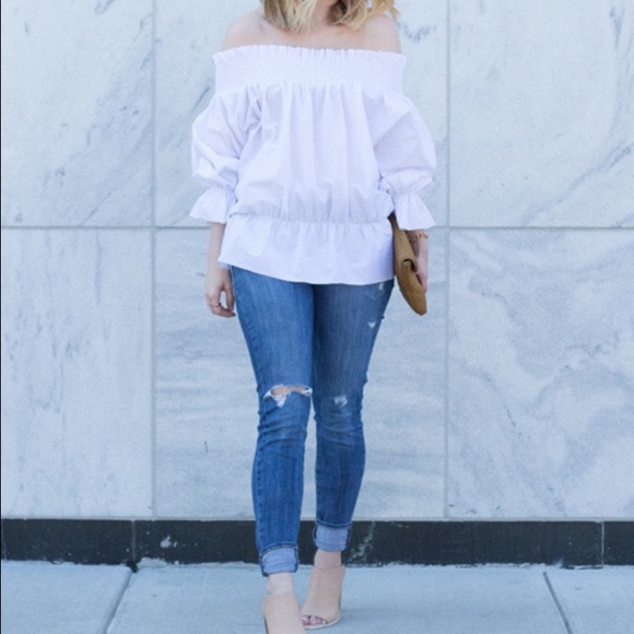 🚫sold in bundle🚫 bow tie back off shoulder top - Picture 3 of 4