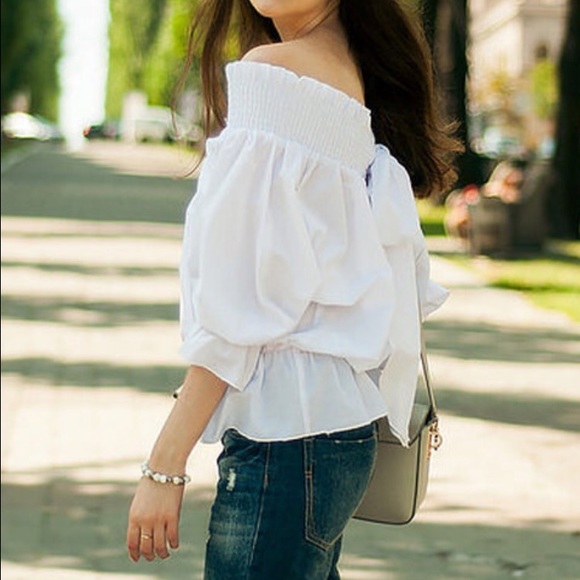 🚫sold in bundle🚫 bow tie back off shoulder top - Picture 4 of 4