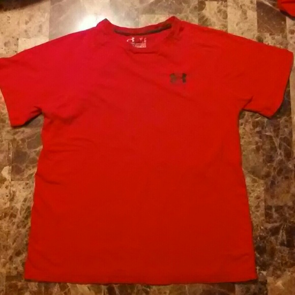Sold in bundle Boys Under Armour Shirt