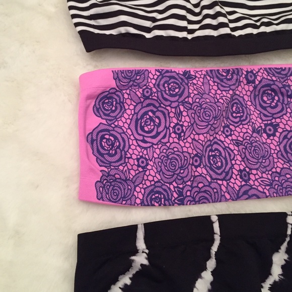 VS Pink Seamless Bandeau Bundle - Picture 2 of 4