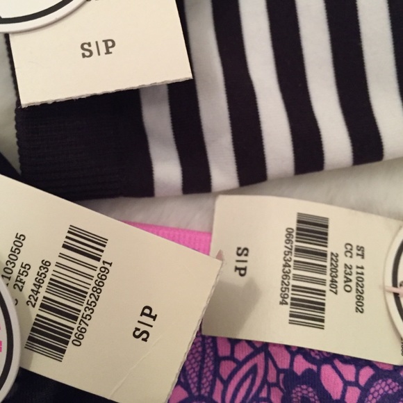 VS Pink Seamless Bandeau Bundle - Picture 4 of 4