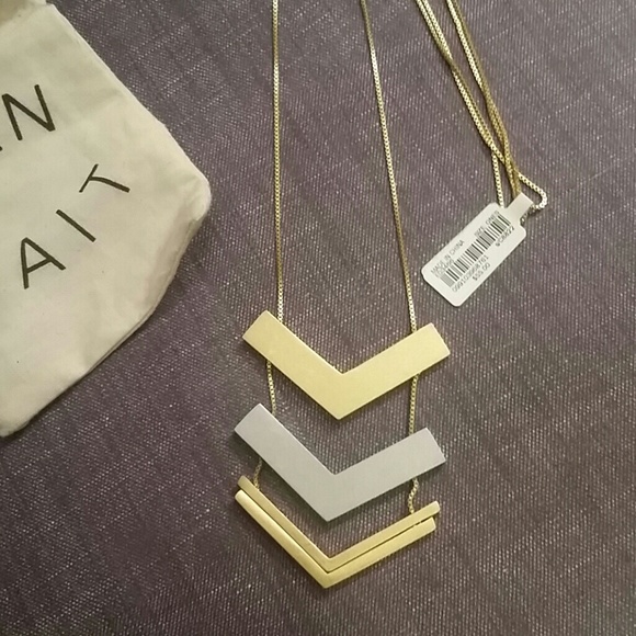 Madewell floating arrow stack necklace