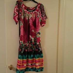 Short multicolored dress
