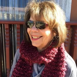 Meet your Posher, Maxine