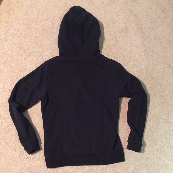 Puma Sweatshirt - Picture 2 of 2