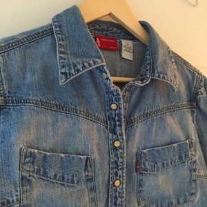 Vintage Levi's denim shirt