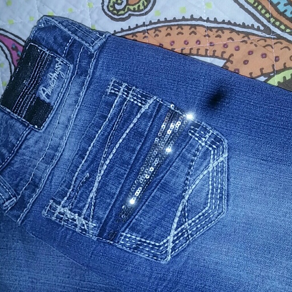 Jeans - Picture 2 of 3
