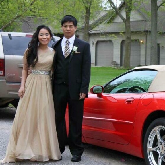 Prom Dress - Picture 2 of 4