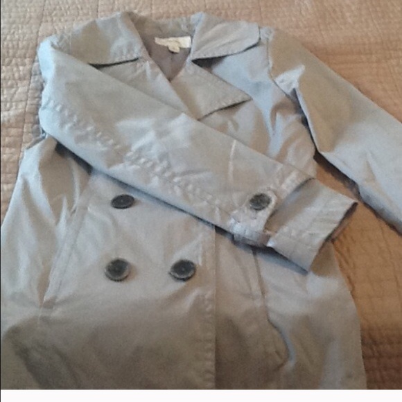 Grey trench coat - Picture 2 of 3